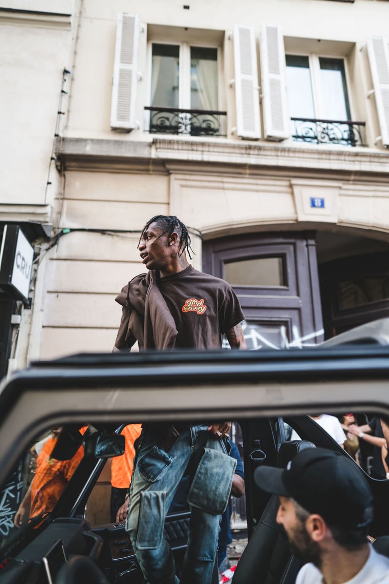 Travis Scott arriving — Paris street