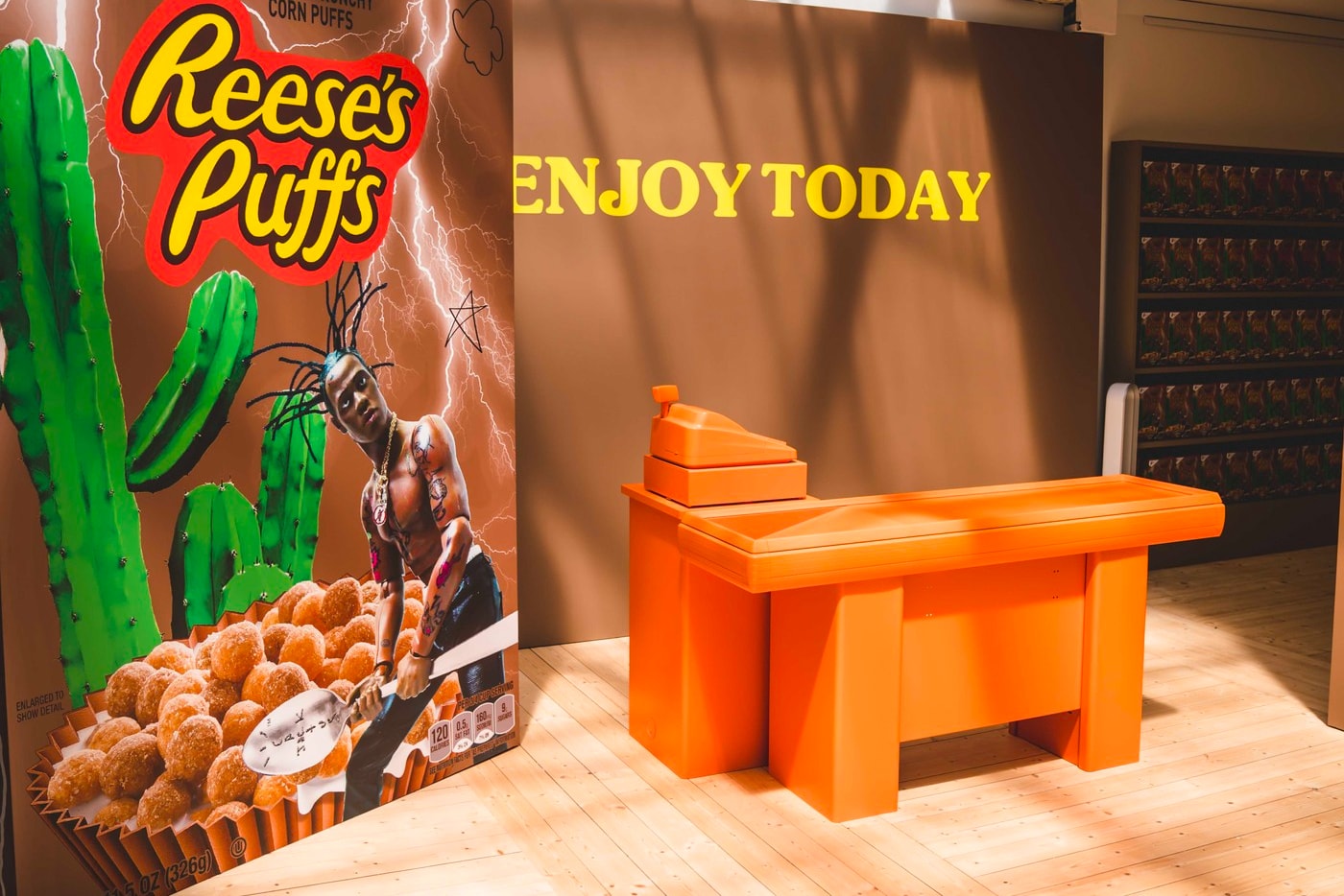 Travis × Reese's — Paris pop-up